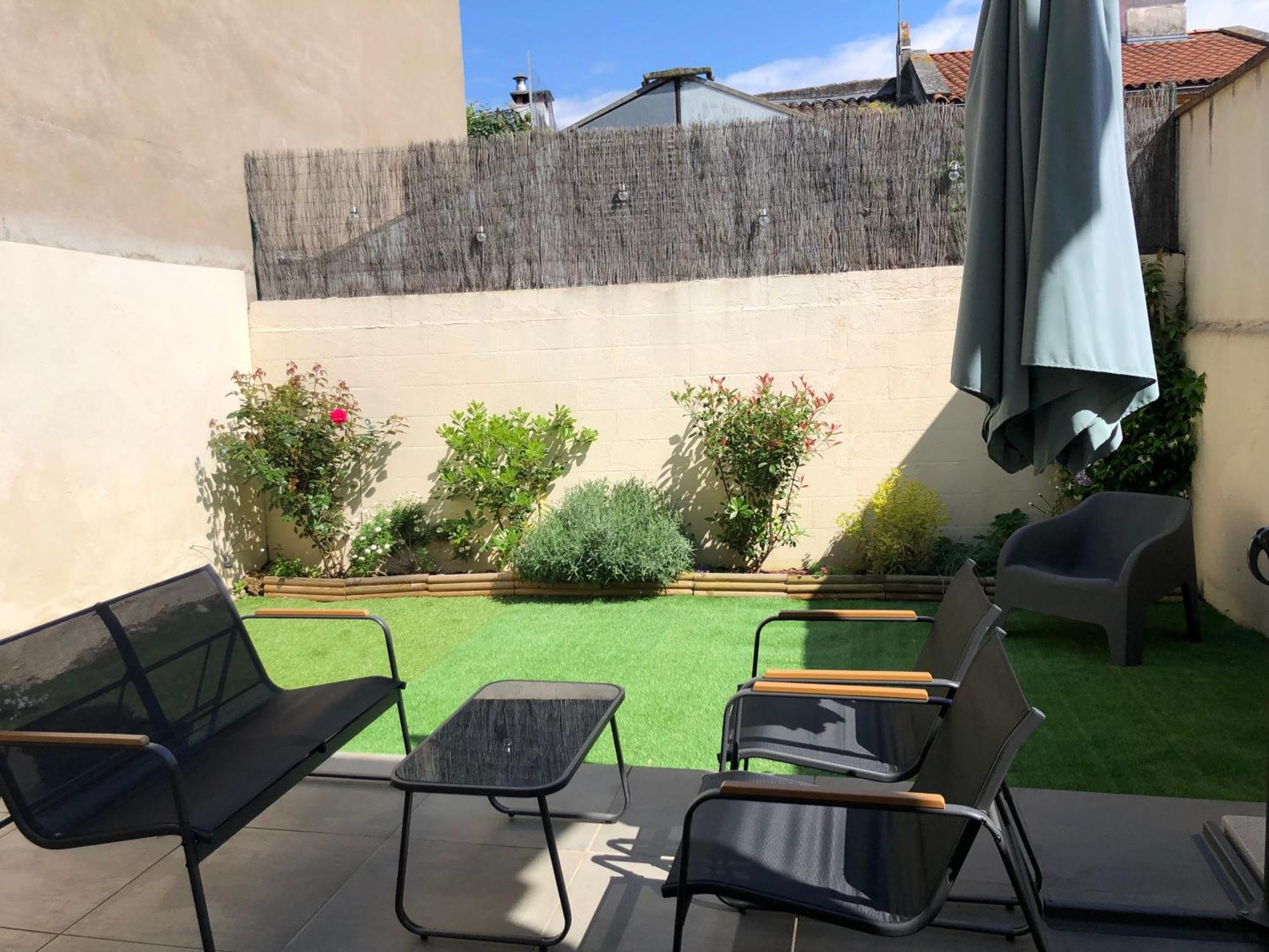 Maison De Village Avec Jardinet Bruguieres 외부 사진